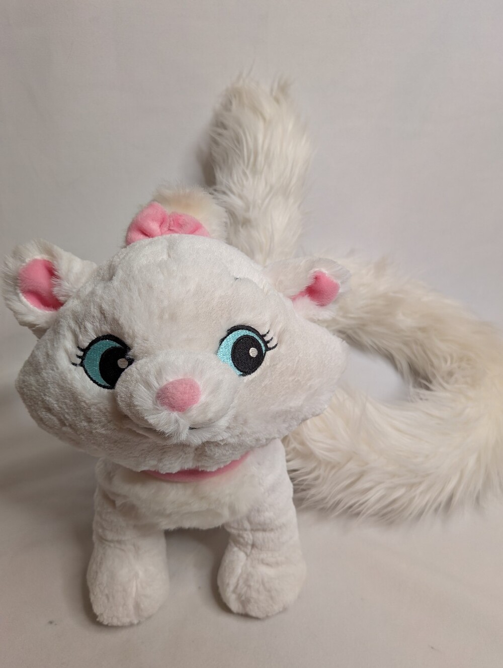 Disney Park Authentic Aristocats Plush Fluffy Long Tail Marie Stuffed Animal Cat